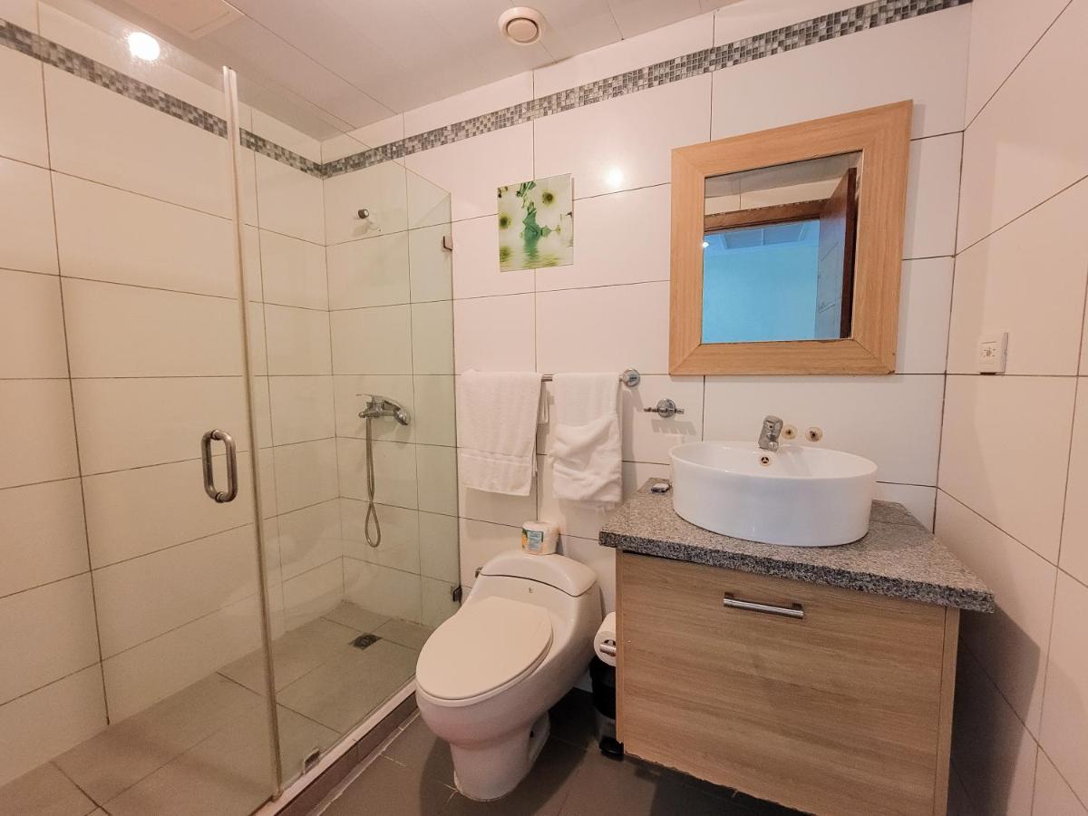 Marbella Towers Beachfront 2 Bedrooms Juan Dolio Eksteriør bilde